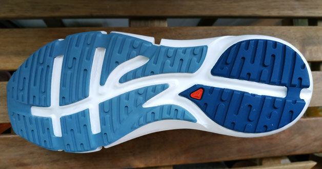 Salomon Predict 2: обзор шоссейных кроссовок на особой подошве