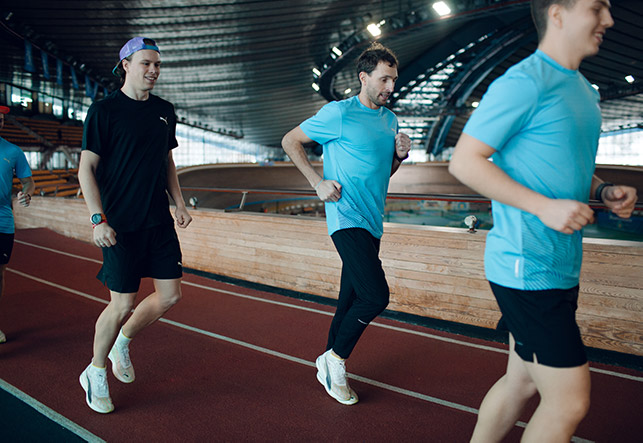 Deviate Nitro Elite Racer Spectra: презентация и тест-драйв обновлённой модели кроссовок от PUMA