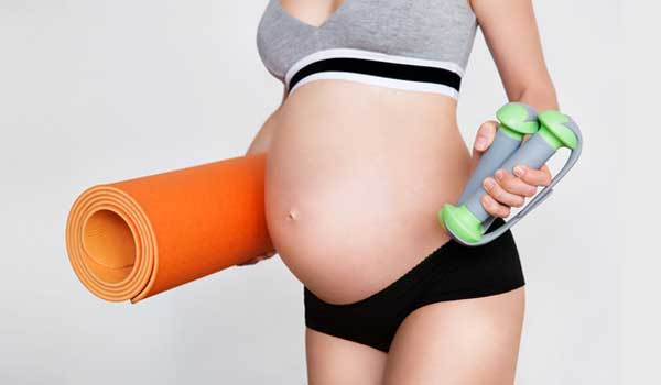 Фитнес во время беременности – риск или польза?