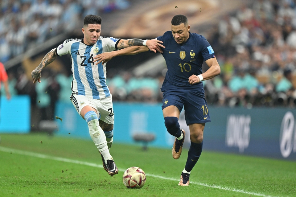 Фернандес не начал матч за сборную Аргентины перед чемпионатом мира