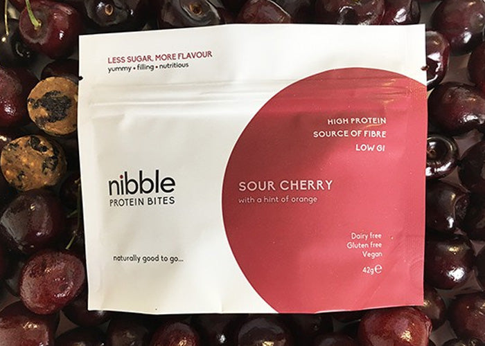 Nibble Protein Bites со вкусом вишни