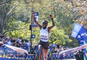 Джойсилин Джепкосгей: история успеха выдающейся кенийской бегуньи